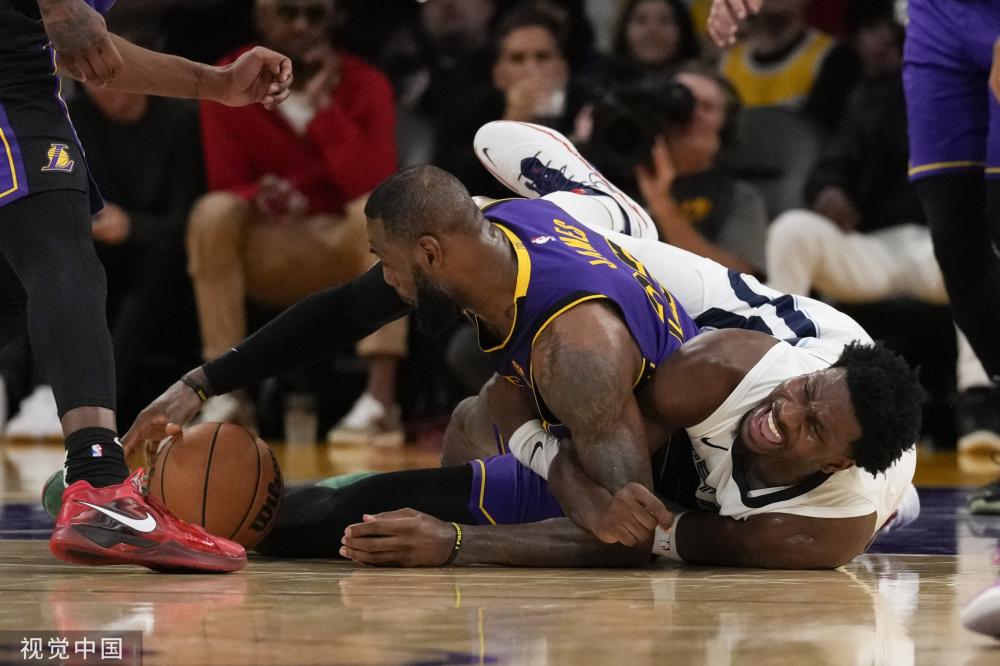 与拉脱维亚 与拉脱维亚